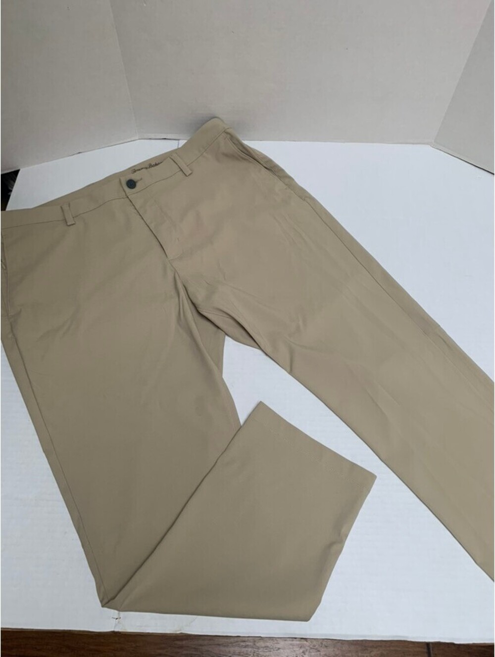 Tommy Bahama Mens Island Zone Performance Golf Pants Size 40x30 Khaki